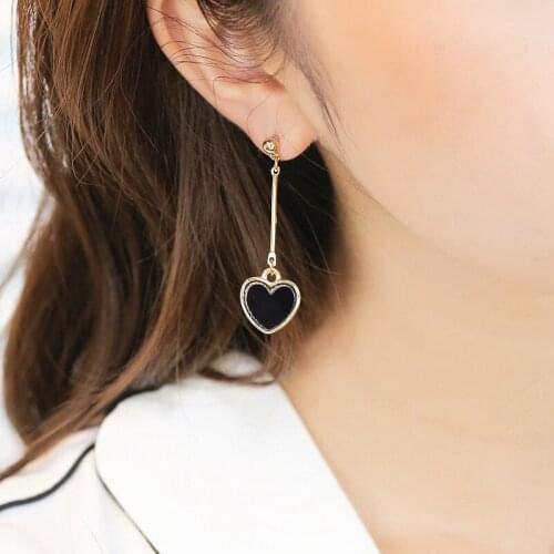 New Sale Heart Earring For Girl Retro Cute Black/Red Love Heart Stud Earrings Minimalist Women Jewelry Gift Brincos Wholesale