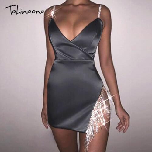 Tobinoone Spaghetti Strap Ruched Sexy Summer Dress Women Diamonds Strapless Bodycon Mini Dress Backless Feathers Party Dress