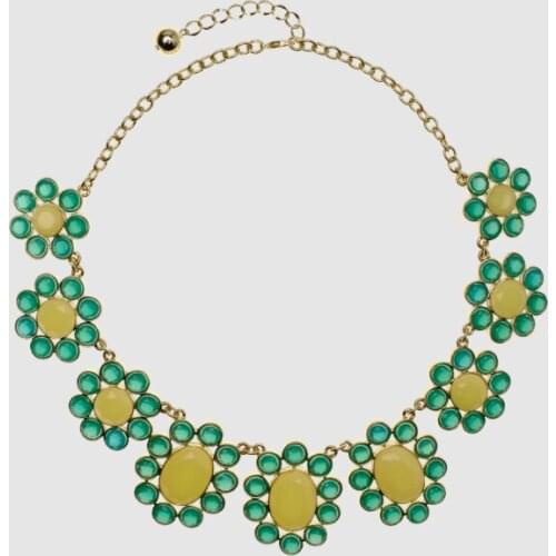 Amorita boutique Petals necklaces