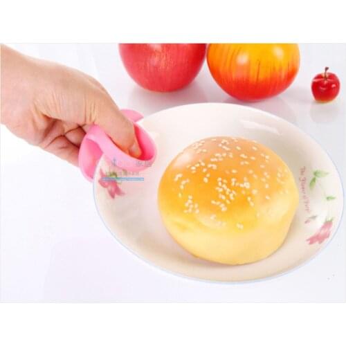 Kitchen utensils anti-hot clip holder Casserole clamp plate clip to bowl finger gloves microwave oven gloves random color