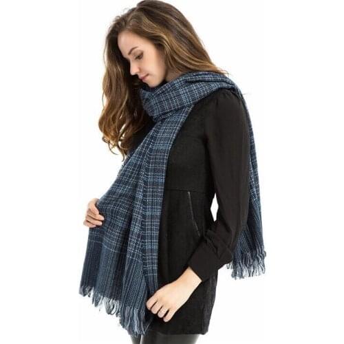 Mingjiebihuo Europe and the United States scarf shawl men and women couple gradient pinstripe scarf