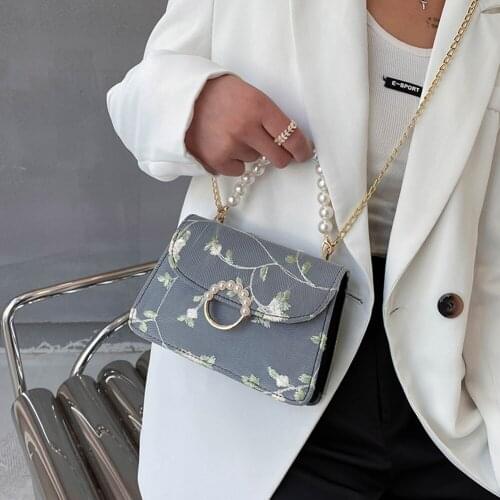 2021 Hot Vintage Small Purse Ladies Handbags Retro Women Net Yarn PU Flower Lace Pearl Flap Handbags Shoulder Messenger Bag