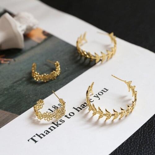 2pcs Fashion Trendy Copper c-shaped earrings Ladies stud earrings For Women cold wind simple diy handmade jewelry accessories