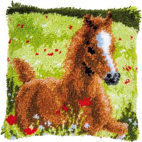 Latch Hook pillowcase with Pattern Printed for Kids and Adults Pillow Cover Gift for Family Friends Needlework Crafts Rug horse
