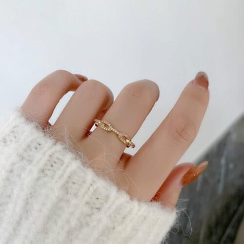 2021 New Arrival Crystal Geometric Retro Zircon Square Chain Rings For Women Fashion Gold Metal Jewelry Gifts