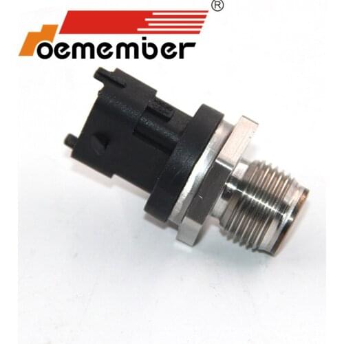 Hot Sale M18X1.5 Fuel Rail Pressure Sensor 0281002864 for Truck 0281002706 3843100 20792328 3067300 51274210230 51274210229