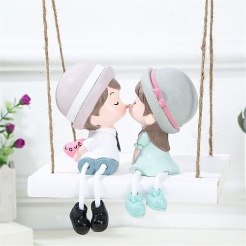 Creative Romantic Couple Hanging Feet Doll Home Decoration Wedding Gift Birthday Gift Cute Resin Crafts Figurines Ornaments