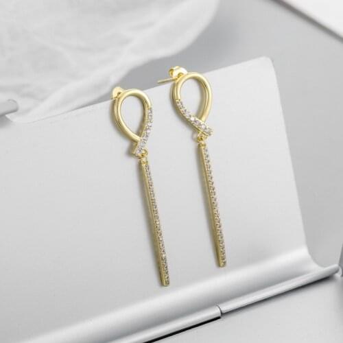 MINAR Women's Gold Earrings