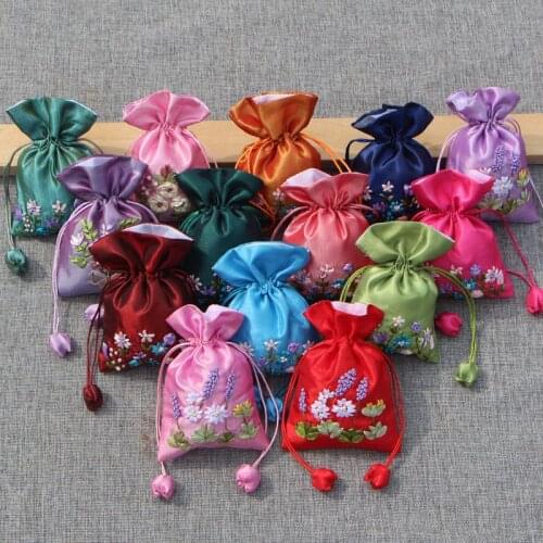 Handmade Ribbon Embroidery Small Gift Bags for Jewelry Packaging Bag Satin Cloth Party Favor Bags Empty Sachet Pouch 50pcs/lot