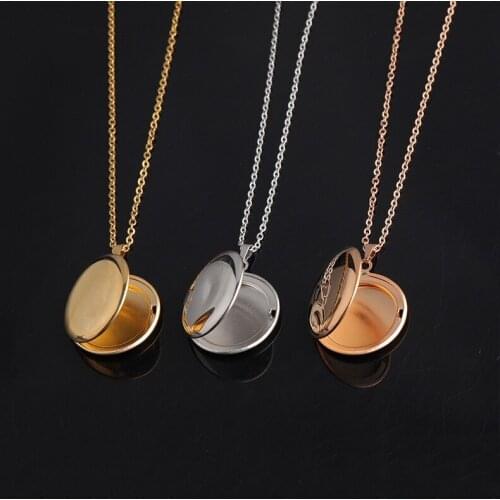 New Vintage Style Delicate 3 Color Stainless Steel Round Necklace Secret Hiding Place Photo Locket Necklace Photos Box
