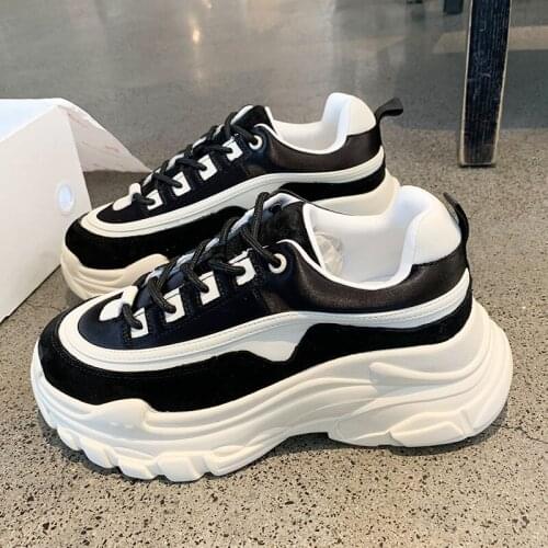 Outdoor Women Platform Chunky Sneakers Designers Fashion Lace-up Urban Walk Series Tennis Basket Female Autumn Vulcanized Shoes