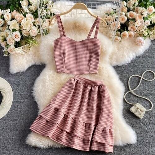 Fashion suit womens 2021 summer short cropped umbilical plaid sling short top high waist ruffled half-length skirt