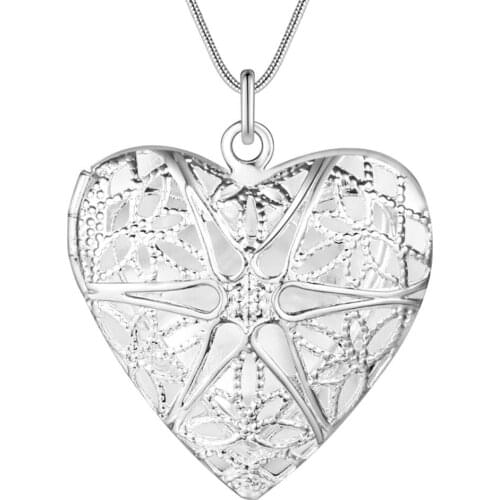 Lucky Charm Silver Color Pendants For Women Jewelry Necklace Lady Accessories Fashion Jewelry Pendant Hollow Out Heart AN735