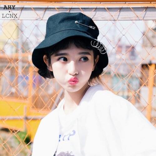 2021 Fashion Harajuku Black Womens Bucket Hat For Men Women Pin Rings Panama Sunhat Mens Fisherman Caps Summer Sun Hats