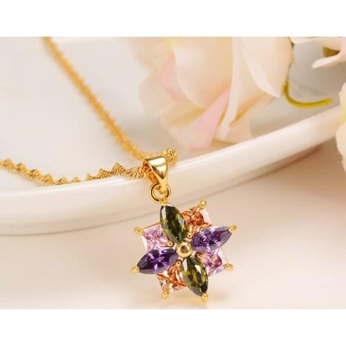 Crystal pendant classic pendant necklace chain for women Mothers Day gift Zircon Necklace Women Wedding Jewelry Femme Collier