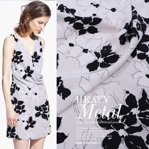 Customized 21 spring and summer digital printing 16 Mum crepe de chine silk fabric, slender silk clothing dress fabric