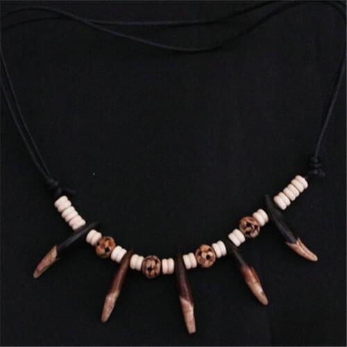 Fang Amulets Necklace for Man with Adjustable Chain TNL373