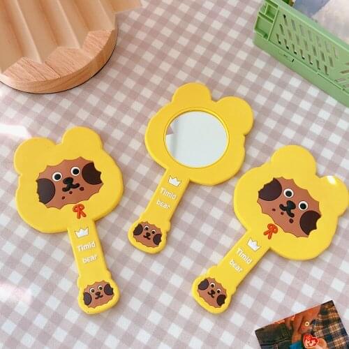 Cute cartoon vitality bear shape handheld mirror girl heart mini portable handle mirror role playing 2021
