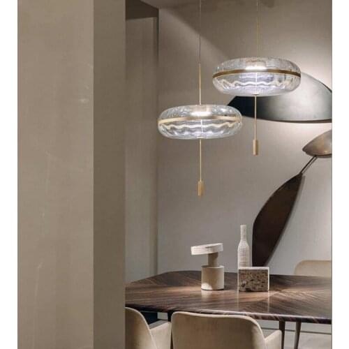 New product light luxury restaurant round table lamp bedroom bedside lamp Nordic modern minimalist UFO lamp