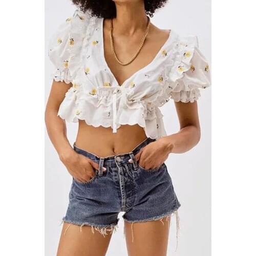 GypsyLady Floral Embroidery Cropped Shirt Blouse Vintage Summer Chic Women Shirts Blouse Puff Sleeve Casual Ladies Shirt Tops