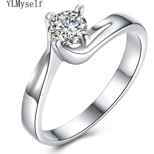 Top quality shiny round cut cubic zirconia crystal finger ring jewelry trendy jewellery high quality engagement rings