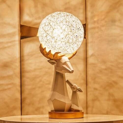 Accessories Modern Novelty Table Lamps for Bedroom Bedside Bed Room Decoration Desk Tavolino Da Salotto Europe Lamp BD50TL