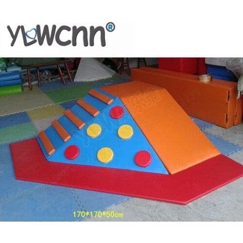 Customized soft toys for playground center kids software play set YLW-INA171037