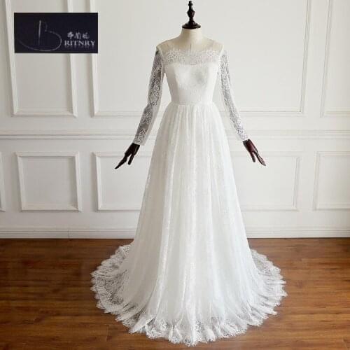 Top Quality Boho Wedding Dress Long Sleeve Lace Floor Length Court Train Beach Wedding Dress