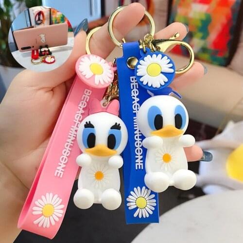 Disney Mickey Mobile Phone Stents Key Chain Creative Cartoon Doll Keychain Girl Heart Gift Pendant Car Keyring