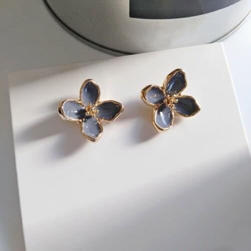 Wholesale S925 Silvery Needle Female Elegant Vintage Camellia Earrings Immortal Drop Oil Port Wind Ear Stud Wholesale