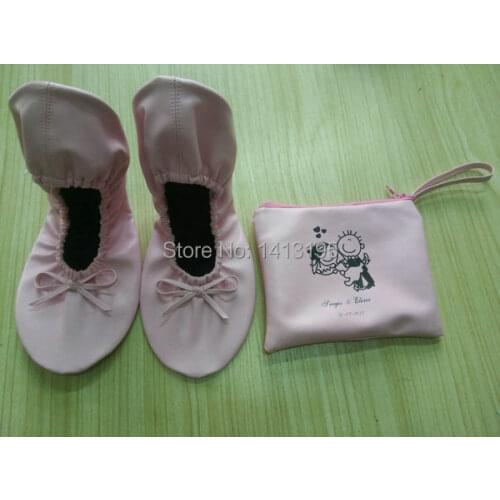 Free shipping !! Hot selling folding disposable wedding shoes foldable ballerina shoes with bag printed