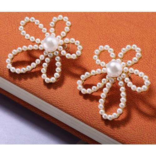 1 Pair Fashion Ear Stud Elegant Women Party Jewelry Gift Pearl Flower Earrings Ear Studs For Party Lady Accessories
