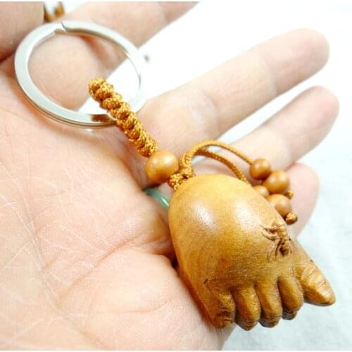 Mahogany Three-dimensional Engraving Keychain Lifelike foot Keyring gift for friends women men jewelry car keychain 2pcs