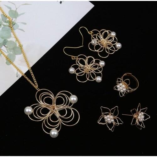 2pcs/10pcs Openwork Pearl Flower Spacer Beads Gold Wire Pendant Charms For Jewelry Making DIY Handmade Earrings Necklaces