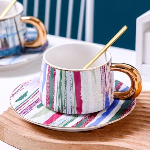 Luxury Nordic Ceramic Cup Saucer Modern Creativity Simplicity Reuseable Coffee Cups Handmade Tazzine Caffe Drinkware EK50BD