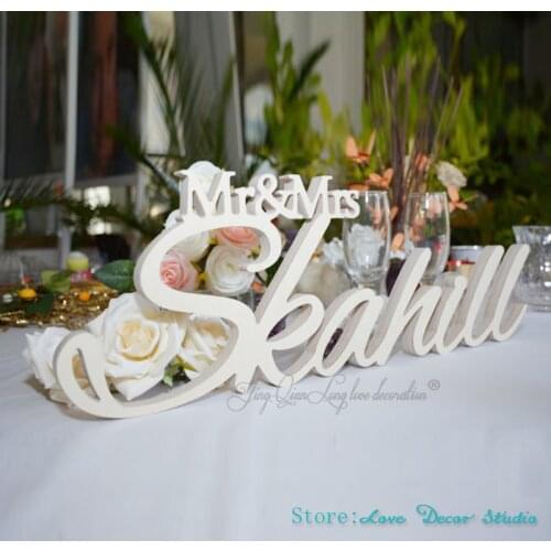 Mr and Mrs Last Name Table Sign Personalized Wedding Sign Mr and Mrs sign wedding decoration