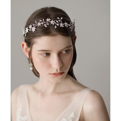 Romantic Sweetheart Bridal Headdress Silver Alloy Crystal Rhinestone Headband for Wedding Perform Studio Travel Photo O395
