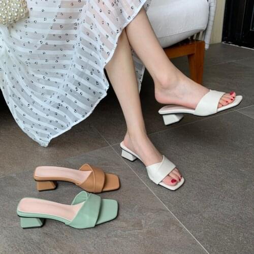 New Womens slipper 2020 summer woman shoes open toe flat sandals ladies Square head Comfort slipper beach slides female 38-42