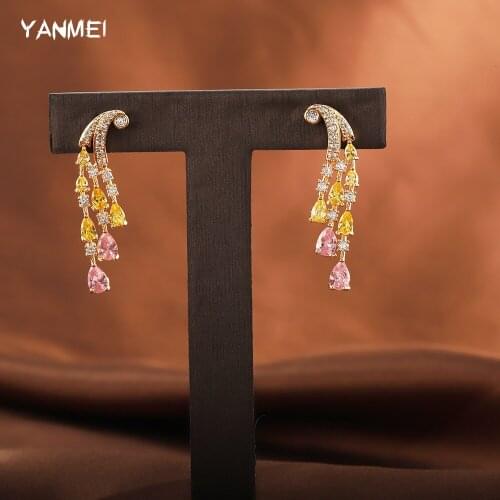 Refined Water Drop Olive Leaf Curve Earrings for Women Fashion Charm Luxury Shiny Zircon Jewelry Banquet Party Stud Earrings