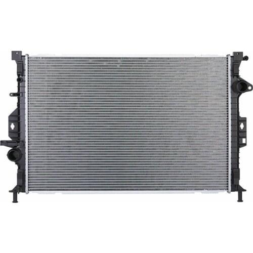 Radiator LR039530 LR070463 Fit For Land Rover Nxissens LR2 Discovery Sport 2015 Range Rover Evoque New