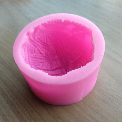 Wool Knit Spherical Silicone Christmas Candle Cake Mold 3d Handmade Soap Fondant Silicone Mold for Cake Decorating SQ17212