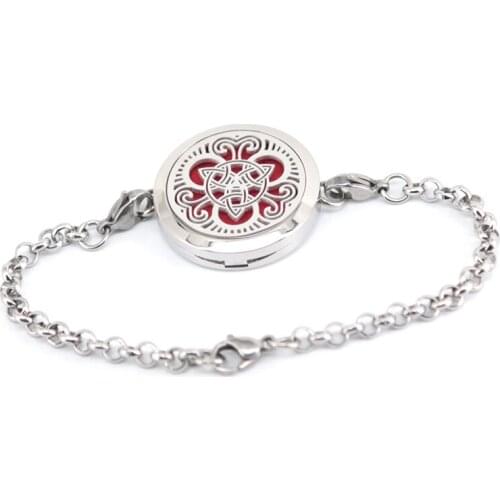 5pcs Adopt 30mm Aromatherapy Essential Oils Stainless Steel Perfume Diffuser Locket bracelet(length7-8") include 30pcs pads