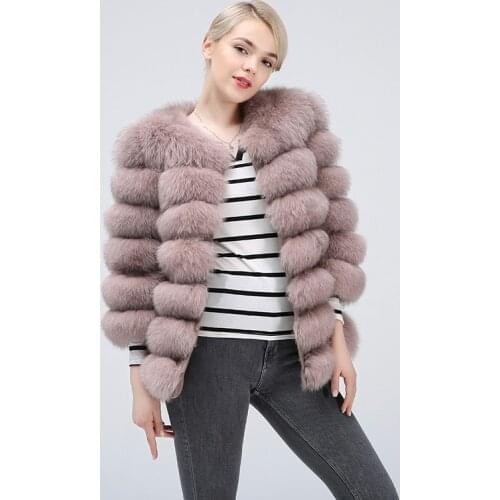 The new 60cm fox skin overcoat is for women, the 100% natural fox skin overcoat is for women, the warm fox skin overcoat in wint