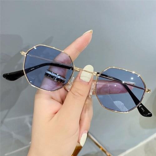 Fashion Vintage Small Frame Square Sunglasses Women Men Luxury Brand Designer Popular Travel Sun Glasses Shades 100% UV400 Gafas