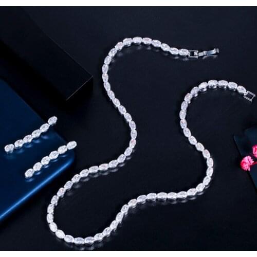 ThreeGraces Brilliant Oval Shape Cubic Zirconia Women Silver Color Dangle Drop Earrings and Necklace Party Jewelry Set T0617