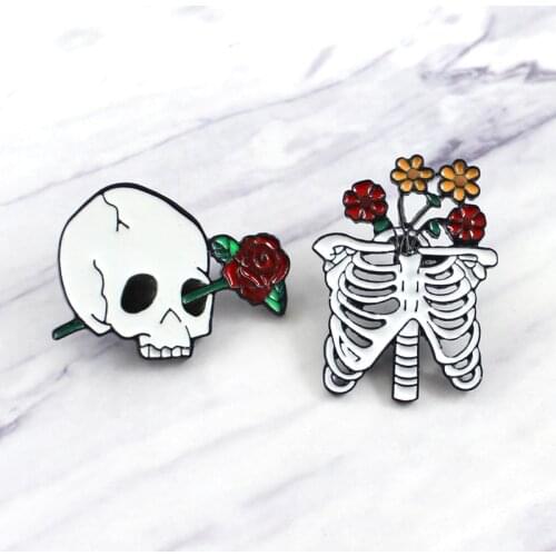 Creative punk skull series cartoon white skull rose combination brooch denim enamel brooch backpack jewelry friend gift