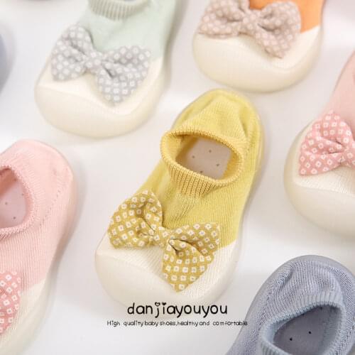 Fashion Baby Shoes Toddler First Walkers Socks Shoes Soft Sole Rubber Outdoor Baby Shoes Cute Bow Baby Booties Anti-slip
