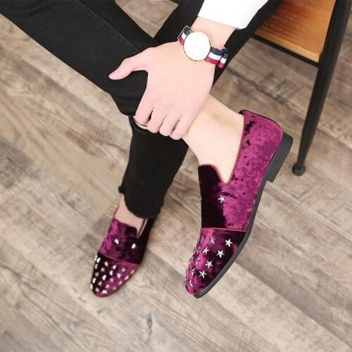 2019 mens party Dress shoes fashion wedding casual Male driving red black metal star flock Peas lazy shoes size37-48 casual shoe