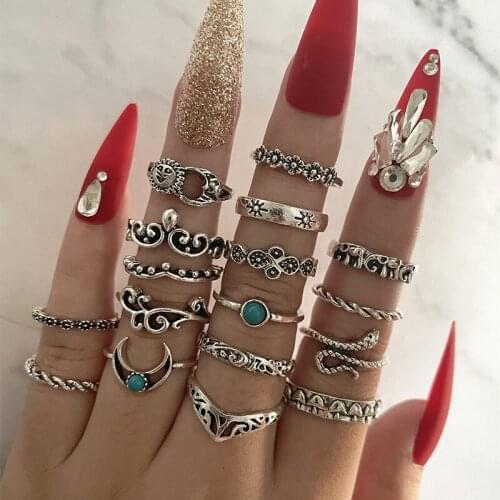17 Pcs/Set Women Rings Set Moon Snake Flower Elephant Cross Crystal Silver Color Finger Knuckle Ring Boho Vintage Jewelry