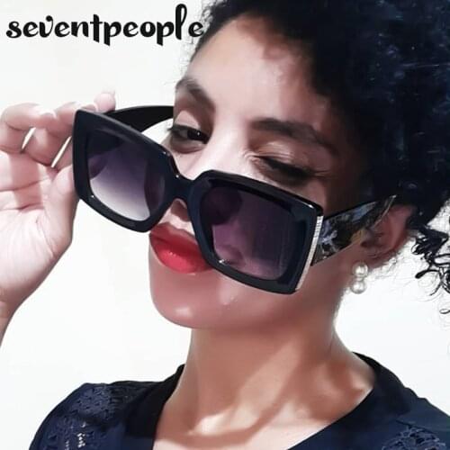 2021 Fashion Oversized Square Sunglasses Women Luxury Brand Large Rectangle Sun Glasses For Men Unique Metal Decorative Frame